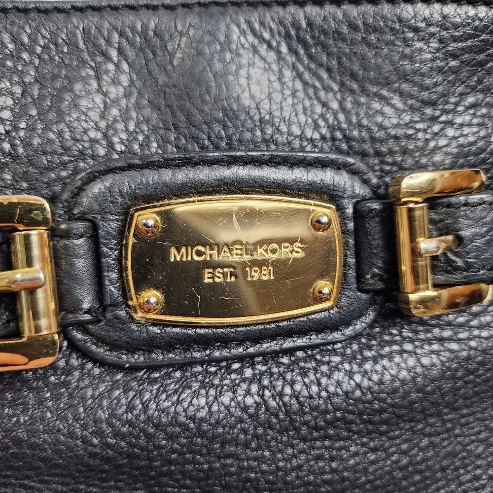 MICHAEL Michael Kors Black Pebbled  Leather Bag - Picture 4 of 15